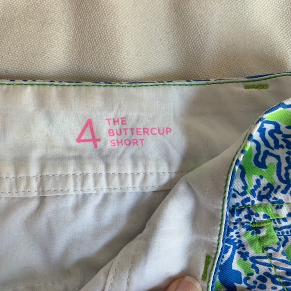 Lilly Pulitzer buttercup shorts - Picture 3 of 3